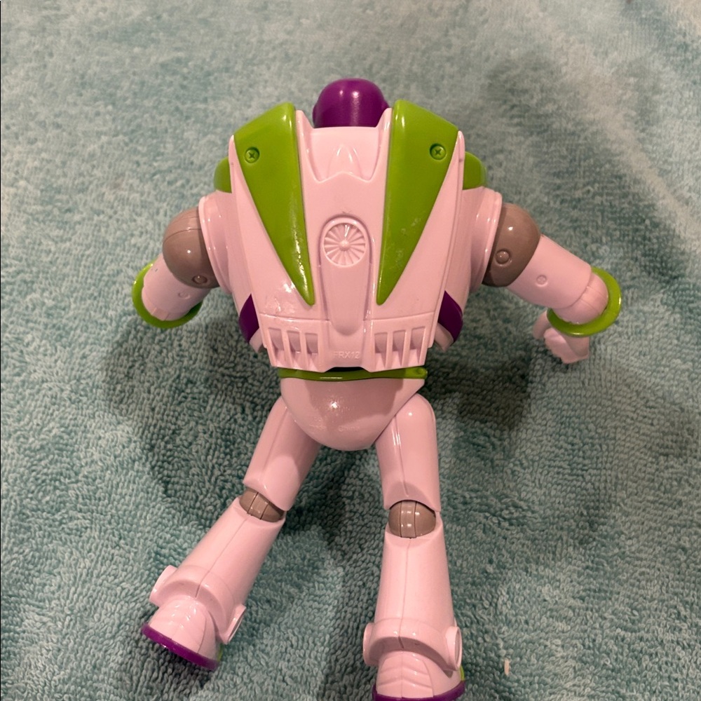 Buzz Lightyear Action Figure - Picture 4 of 4